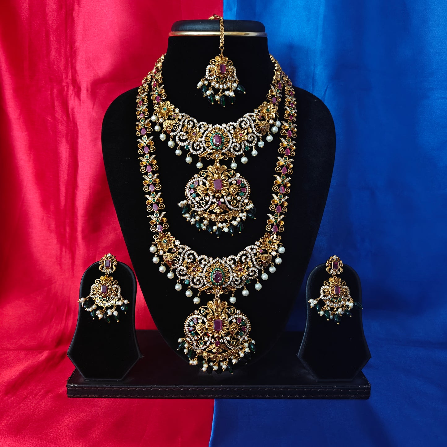 Beautiful Nakshi Combo Set With Laxmi Idol
