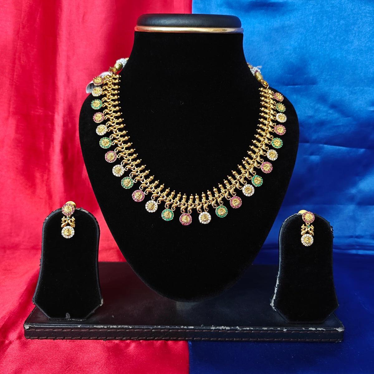 Beautiful Nakshi Short Necklace In Antique Finish