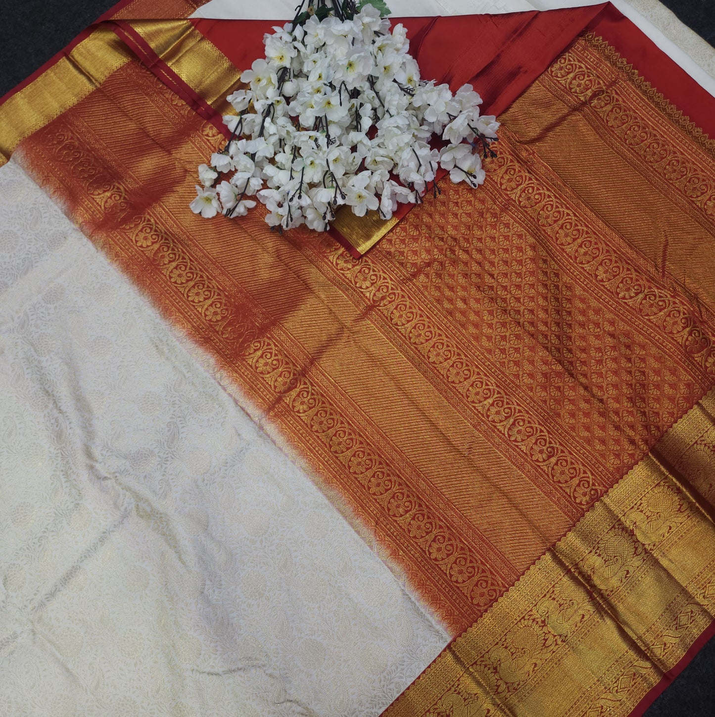 Pure Kanchi Pattu Resham Talambralu Saree