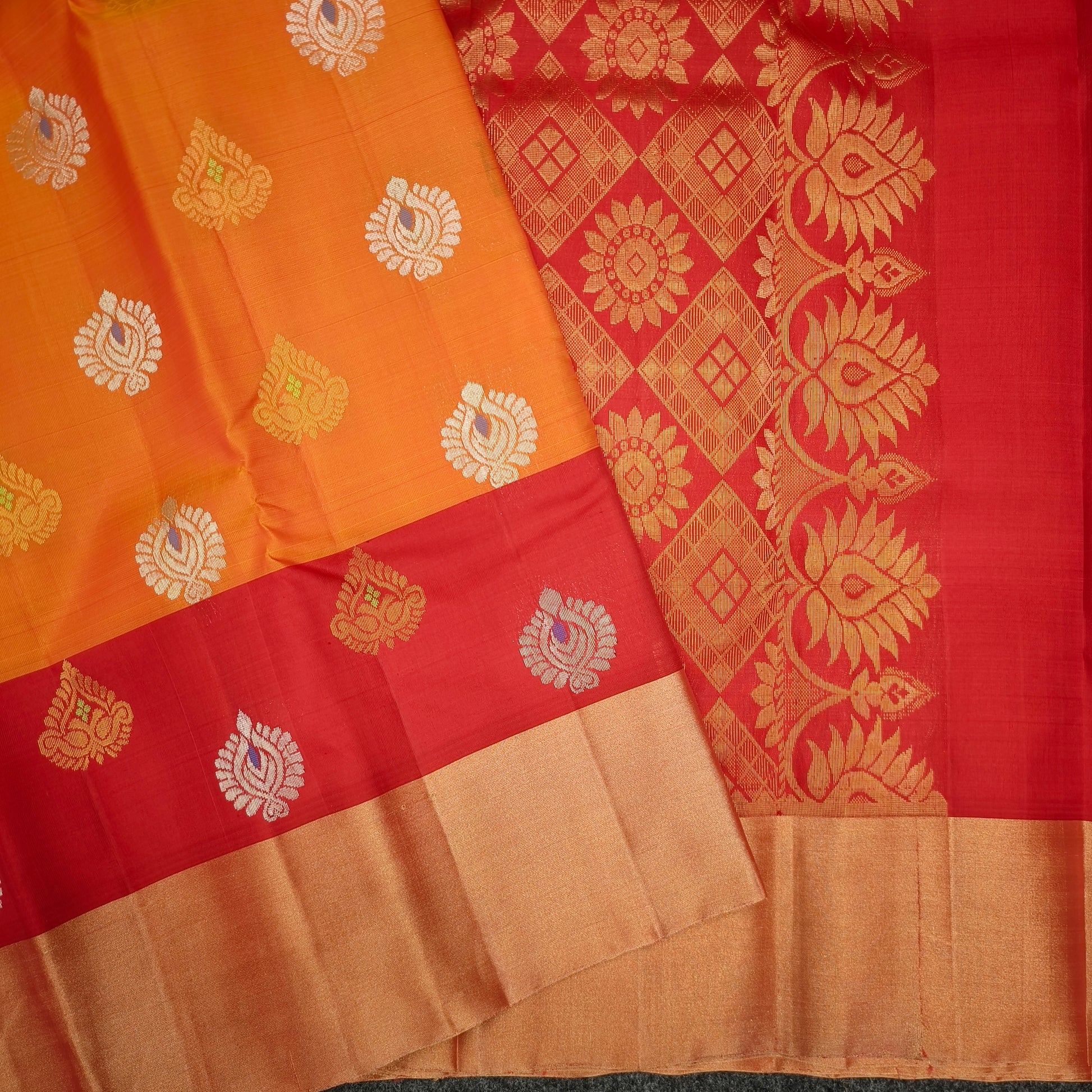 ✨Kanchi Pattu Bentex Border Butta Saree - Ambica Wedding Mall