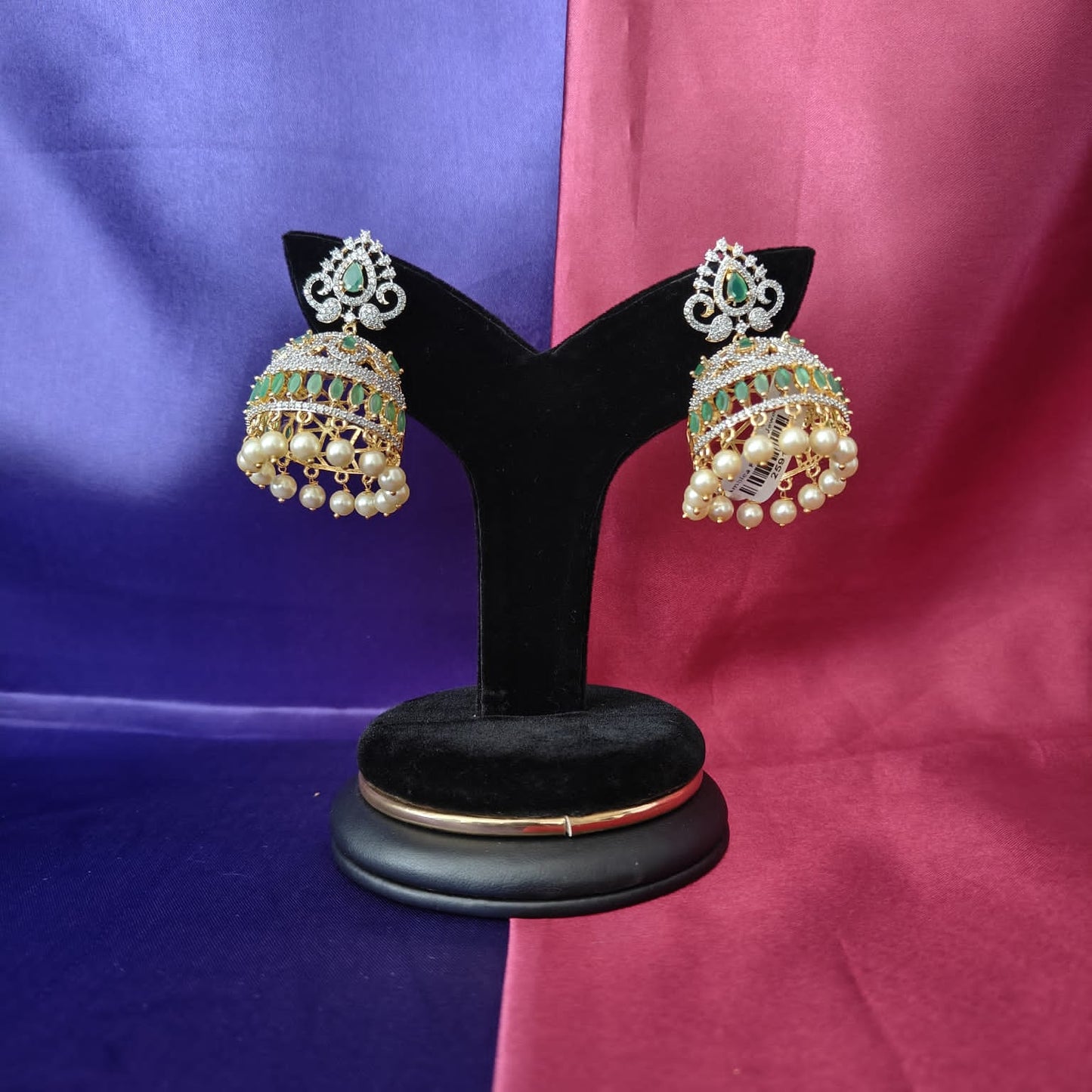 Elegant GJ Jhumkas In Green Stone