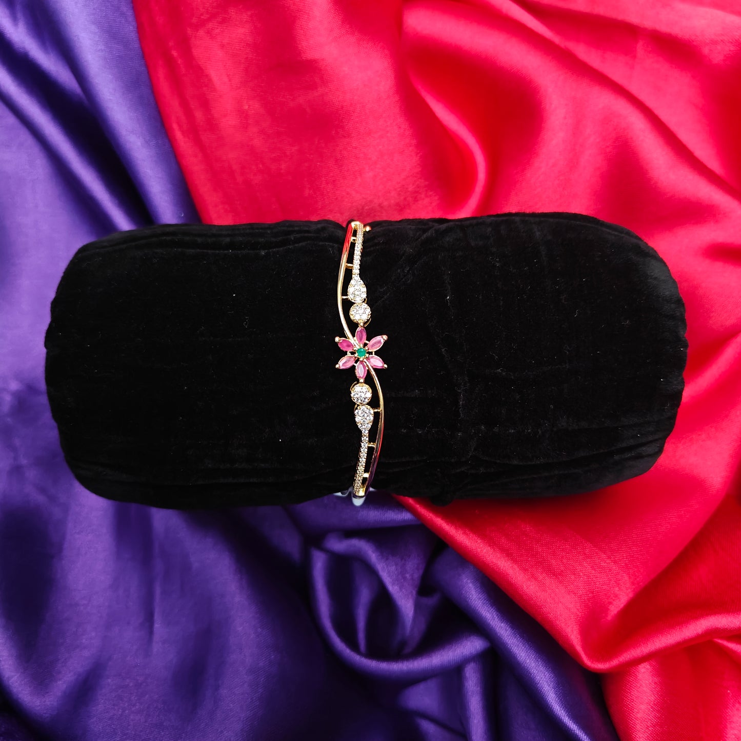Beautiful Gold Bracelet In Ruby Stone
