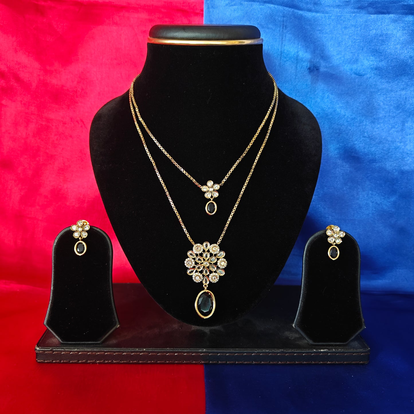 Beautiful Simple Chain Type Necklace In Purple Stone