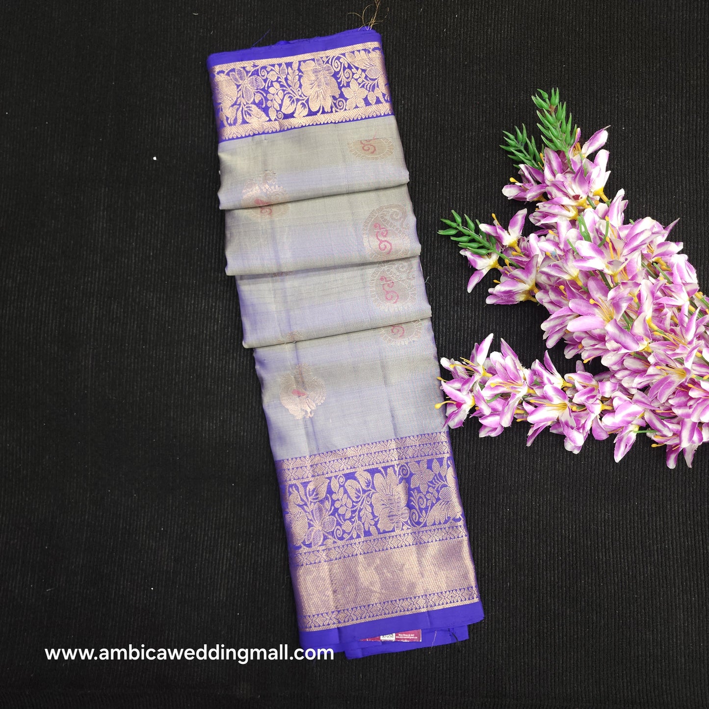 Handloom Kanchi Pattu Butta Light Weight Saree