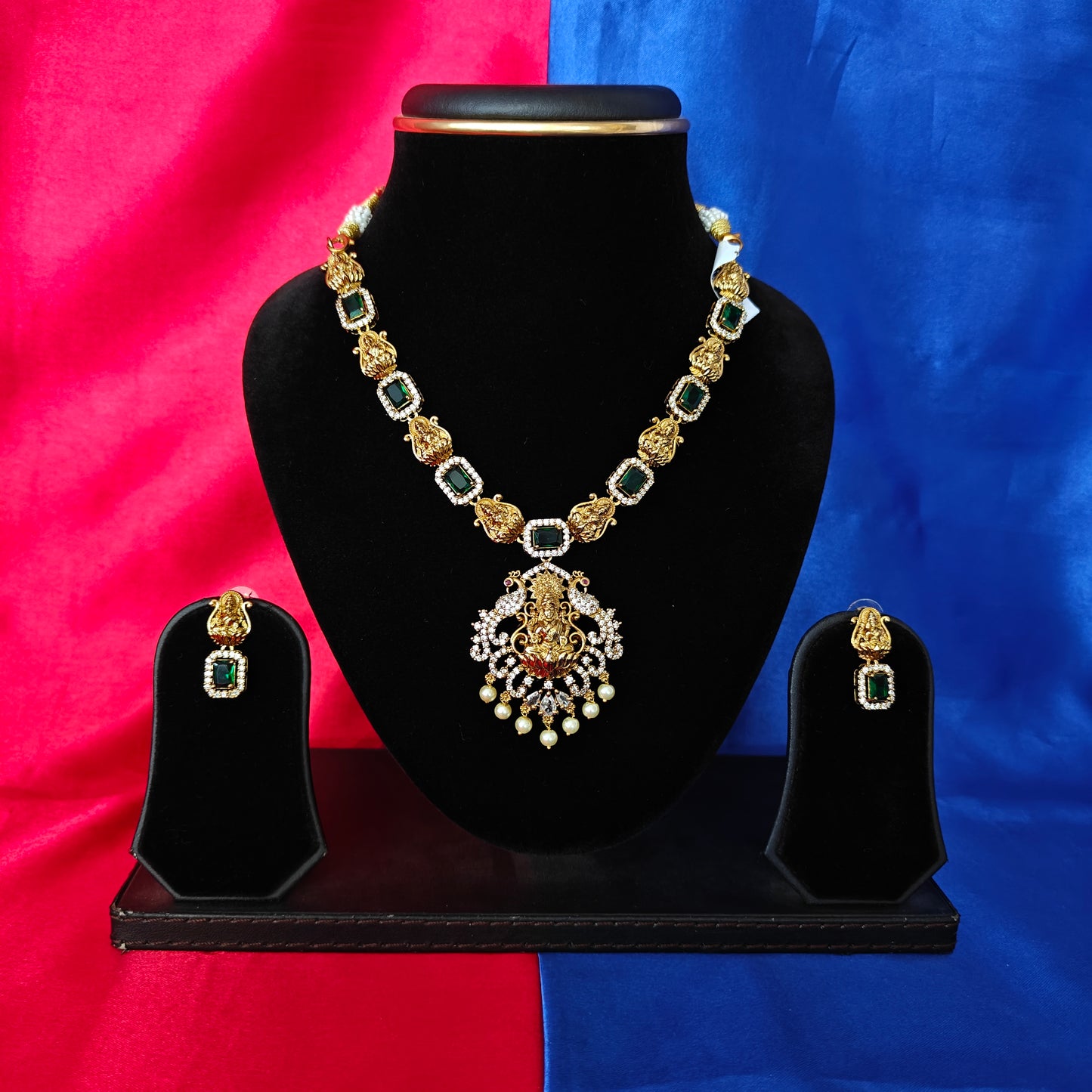 Beautiful Nakshi Short Necklace With Laxmi Idol In Green Stone