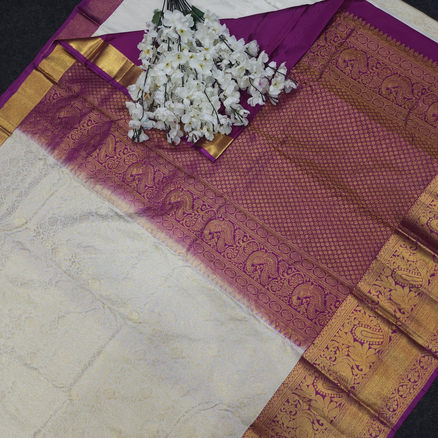 Pure Kanchi Pattu Resham Talambralu Saree