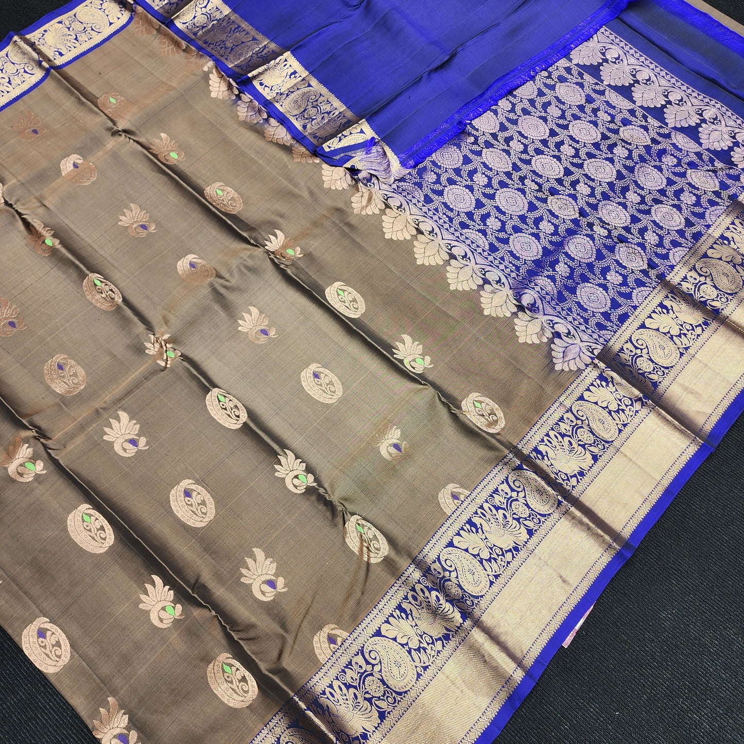 Kanchi Pattu Handloom Butta sarees ✨️