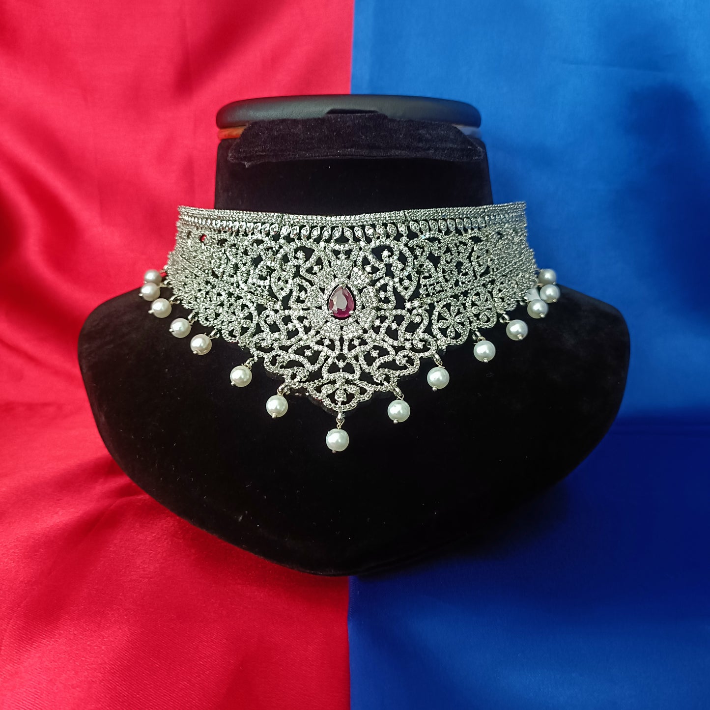 Beautiful Silver Choker In Ruby Stone