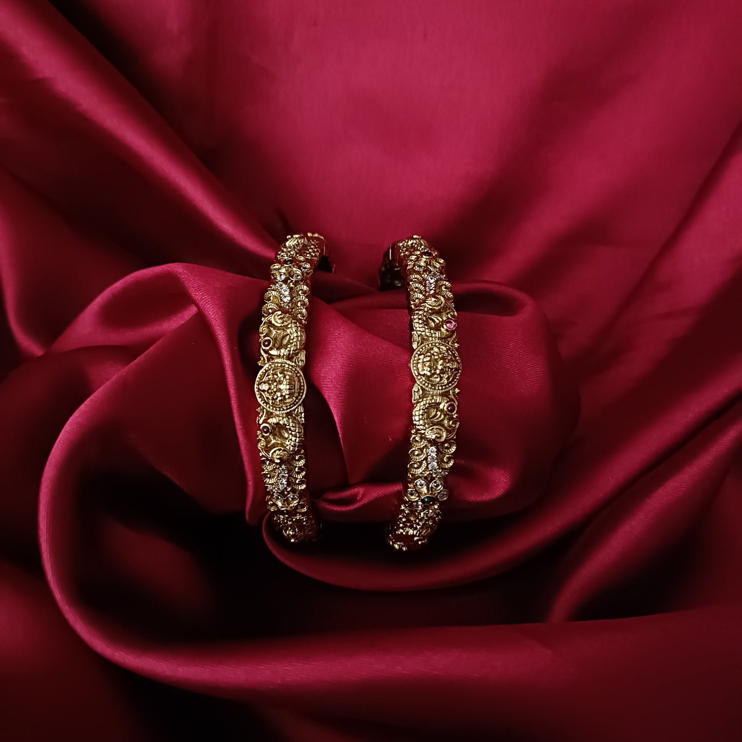 Simple Laxmi Idol Bangles - Ambica Wedding Mall