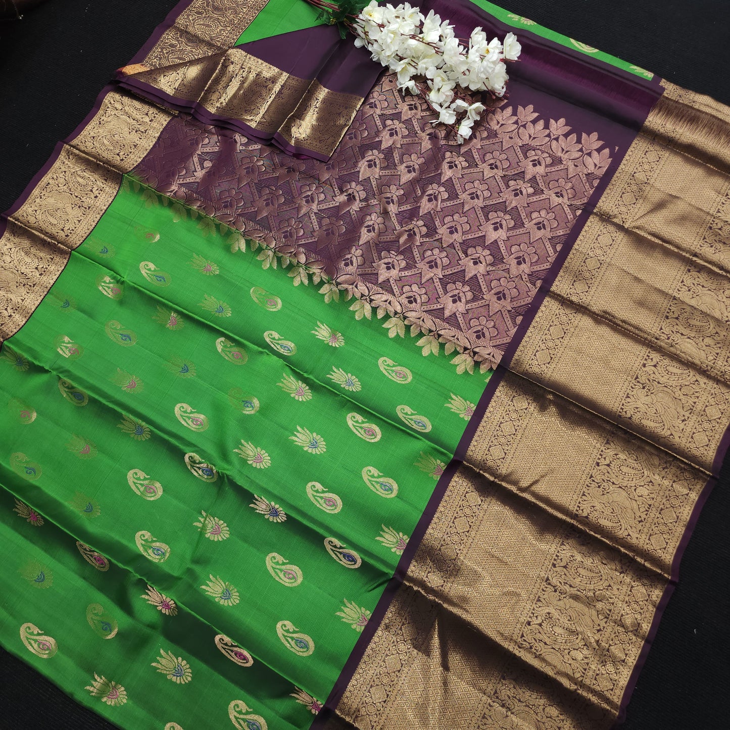 Kanchi Pattu Handloom Butta Light Weight Saree