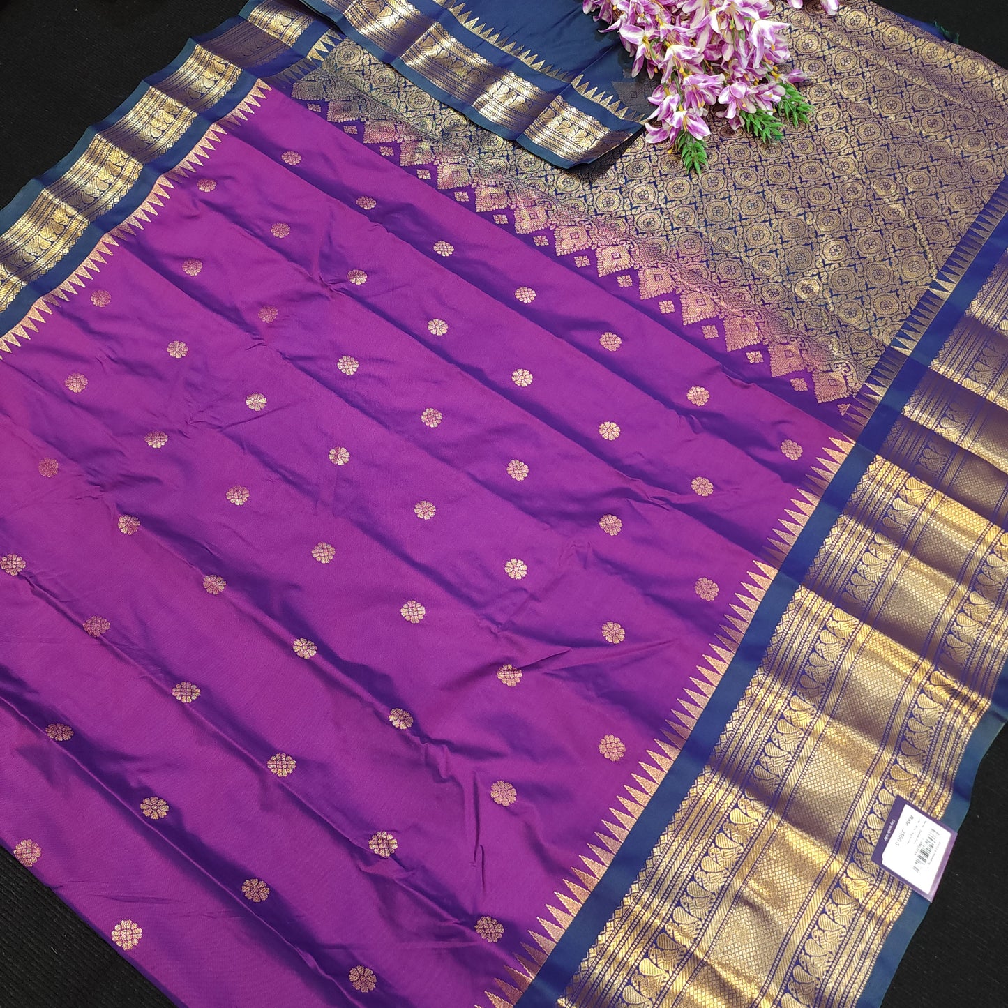 Gadwal semi Pattu Saree