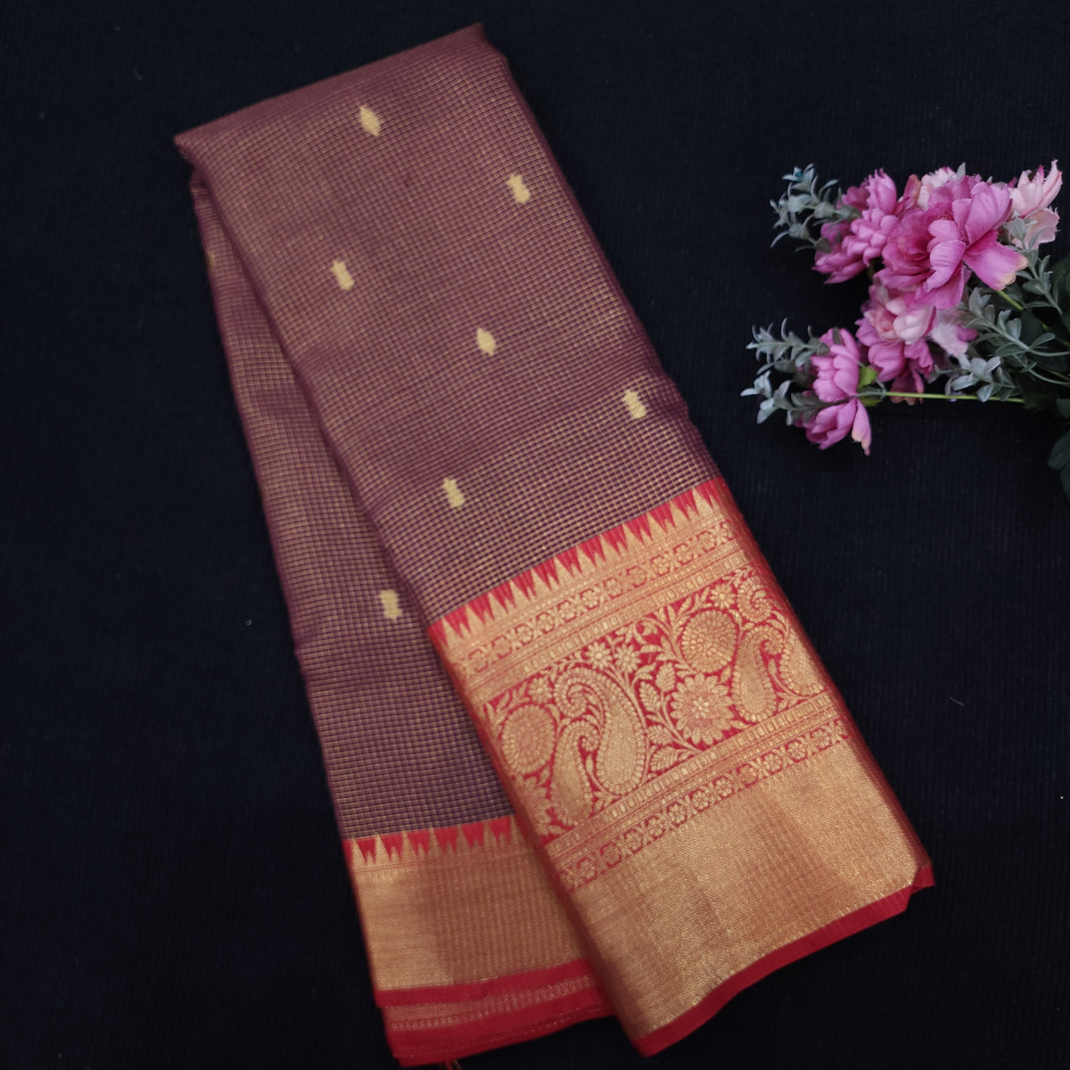 Trending Banaras Vintage saree