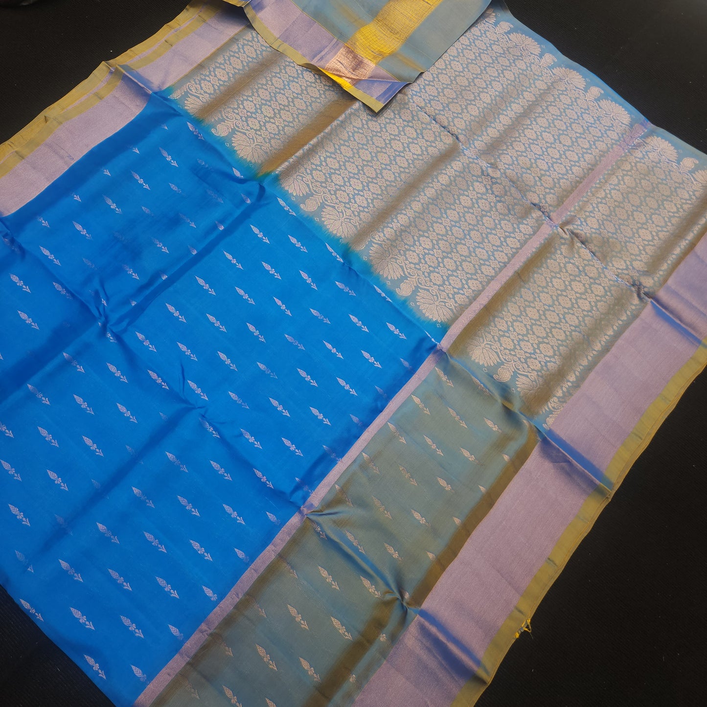 Light Weight Pattu Sarees 🥻 ✨️