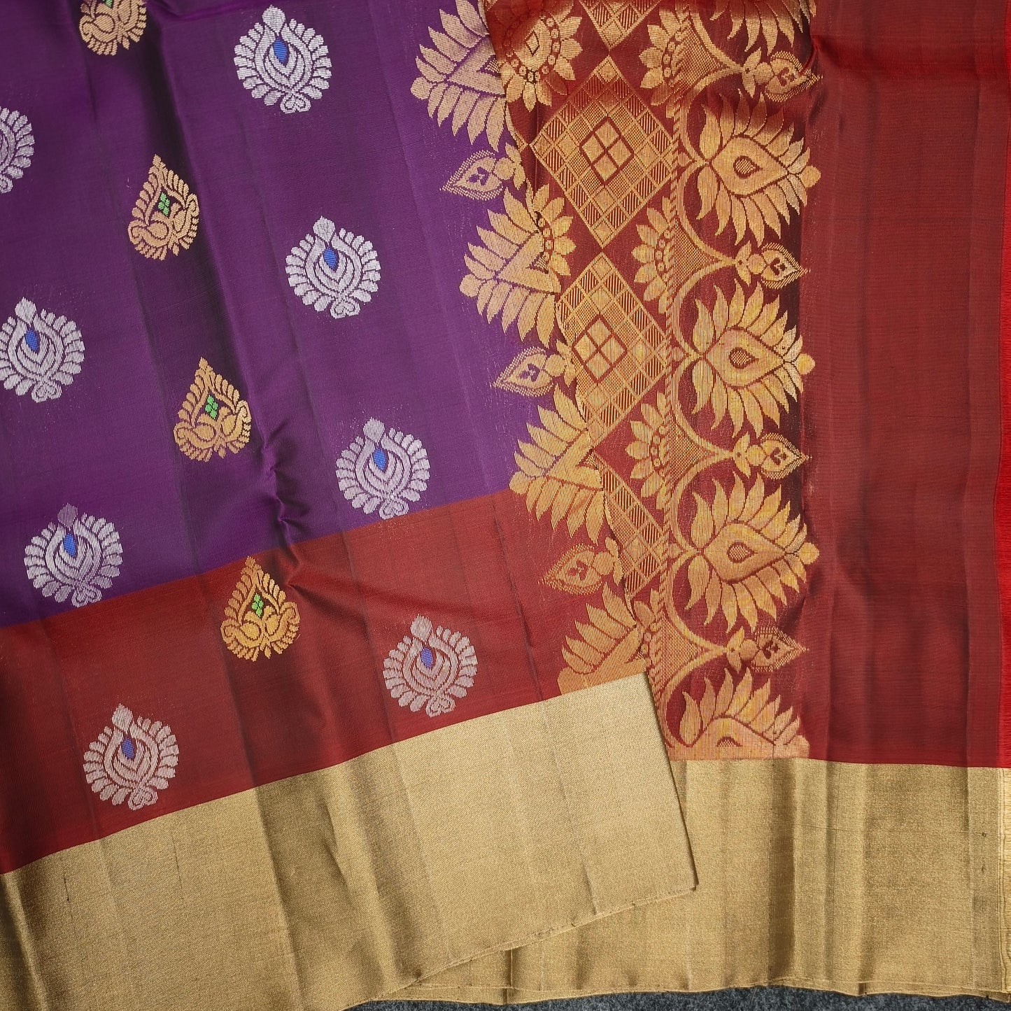 ✨Kanchi Pattu Bentex Border Butta Saree - Ambica Wedding Mall
