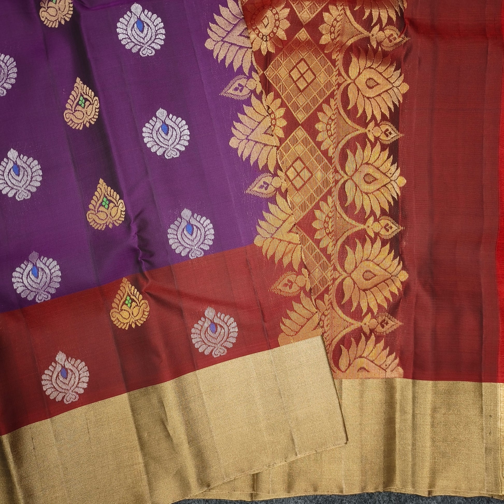 ✨Kanchi Pattu Bentex Border Butta Saree - Ambica Wedding Mall