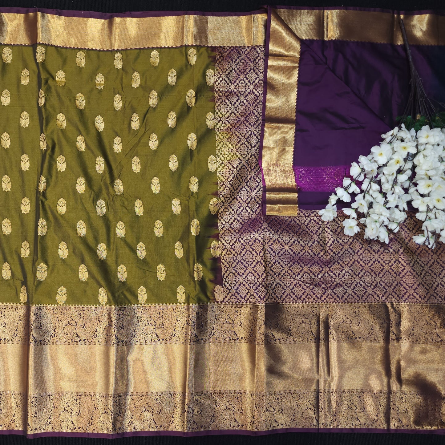 Venkatagiri Pattu mix Butta saree