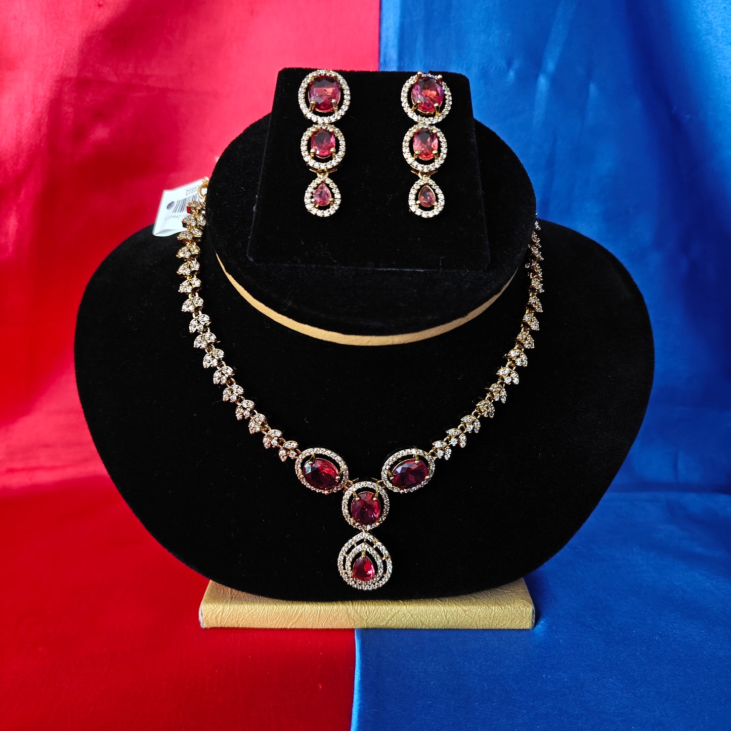 Beautiful Mini Haaram In Red Stone