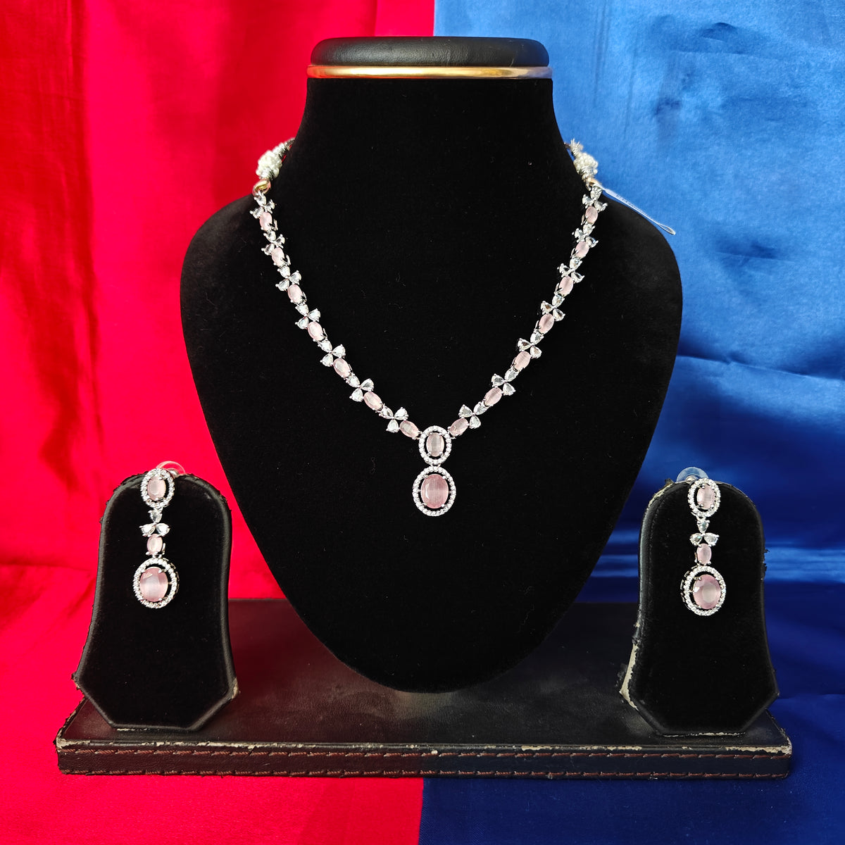 Elegant Silver Short Necklace In Baby Pink Coloured Stone