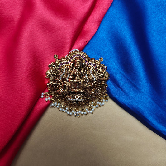 Beautiful Nakshi Pendant With Laxmi Idol