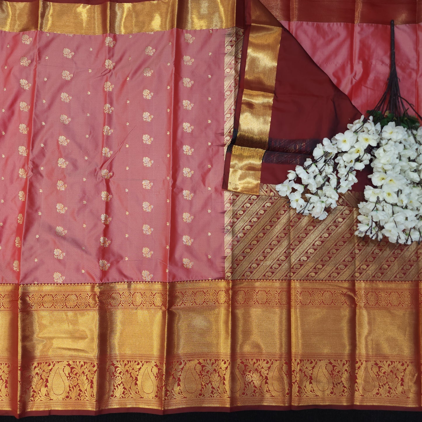 Venkatagiri Pattu mix Butta saree