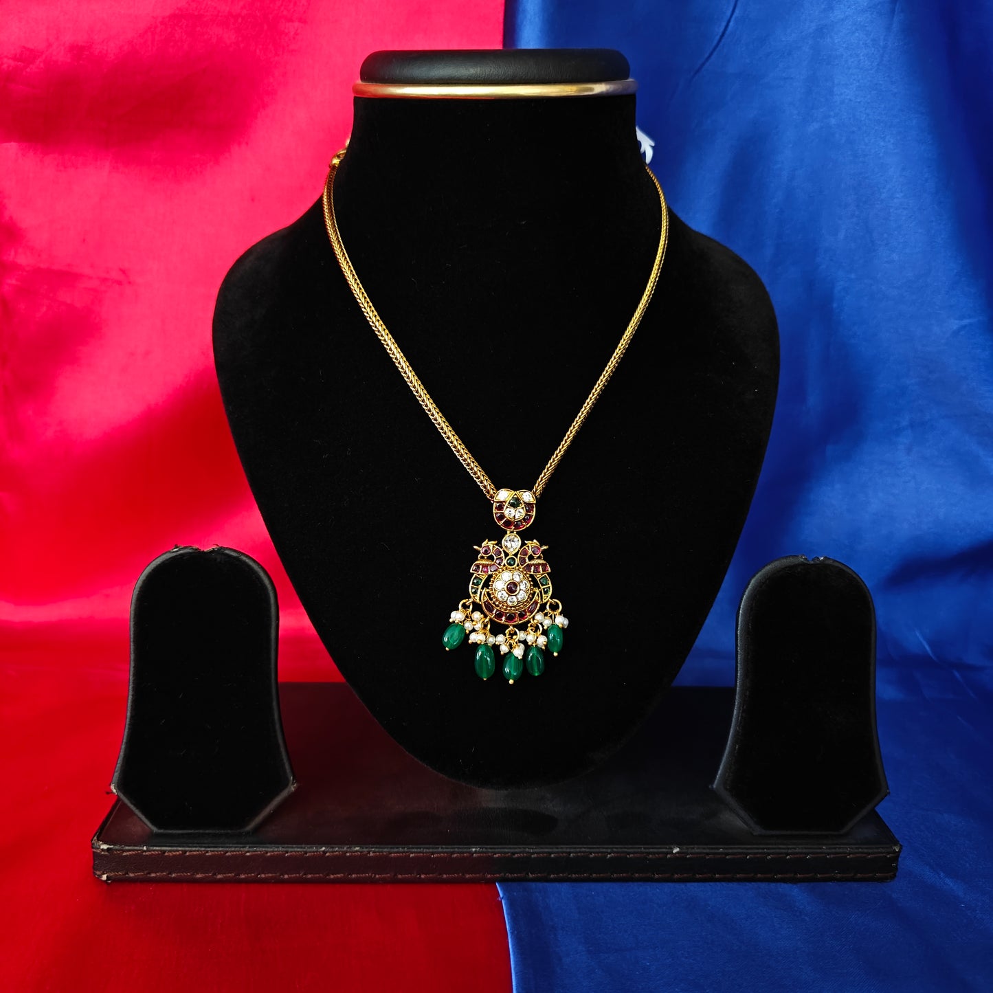 Beautiful Jadau Kundan Non Necklace