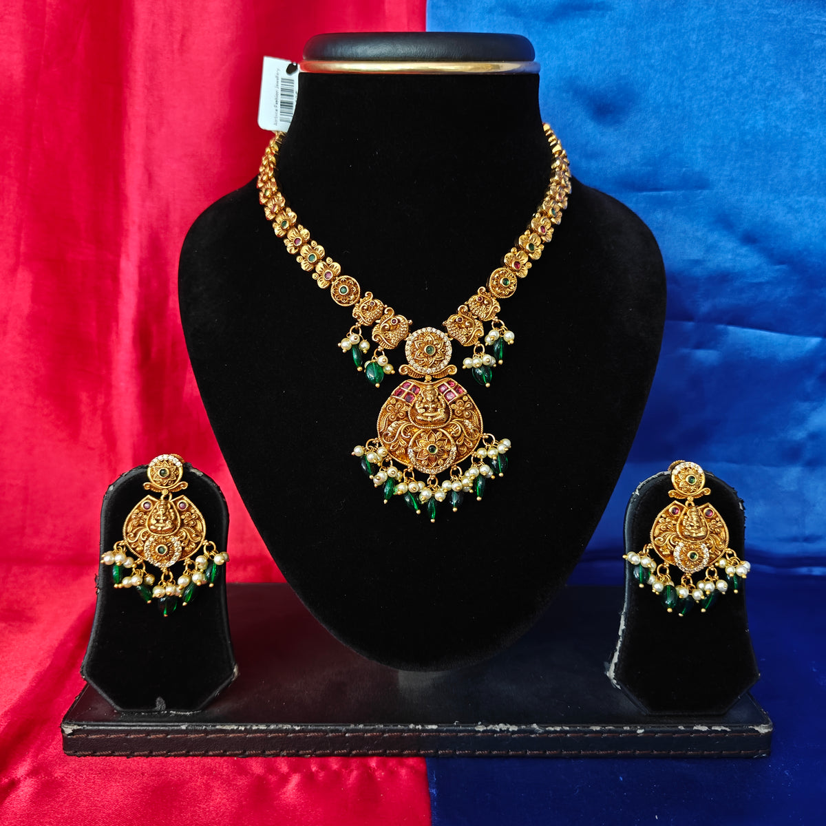 Beautiful Nakshi Short Necklace