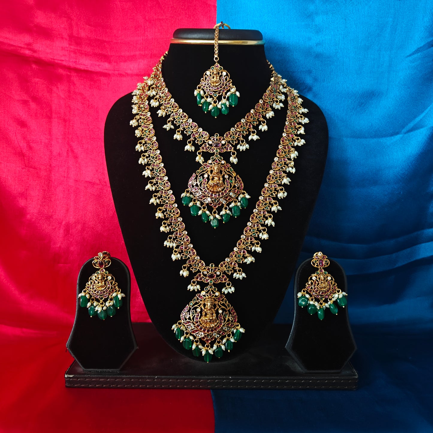 Beautiful Kundan Combo Set