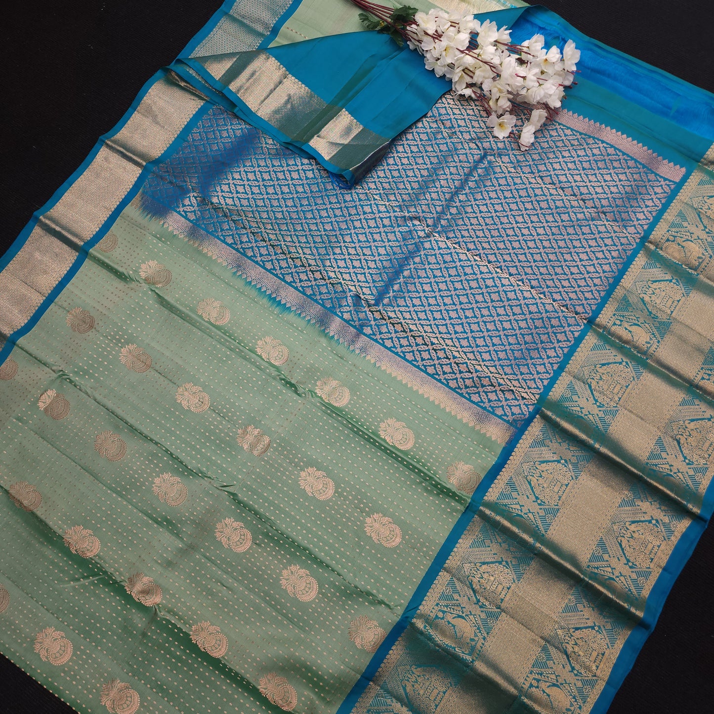 Kanchi Pattu Handloom Butta Light Weight Saree