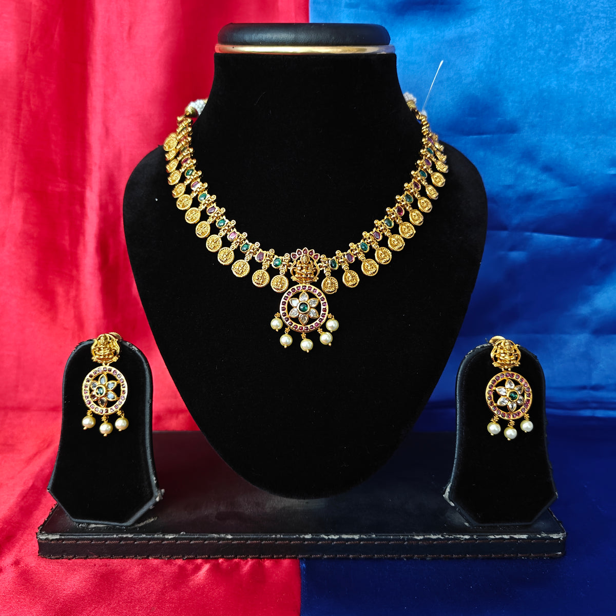 Beautiful Nakshi Short Necklace In Antique Finish