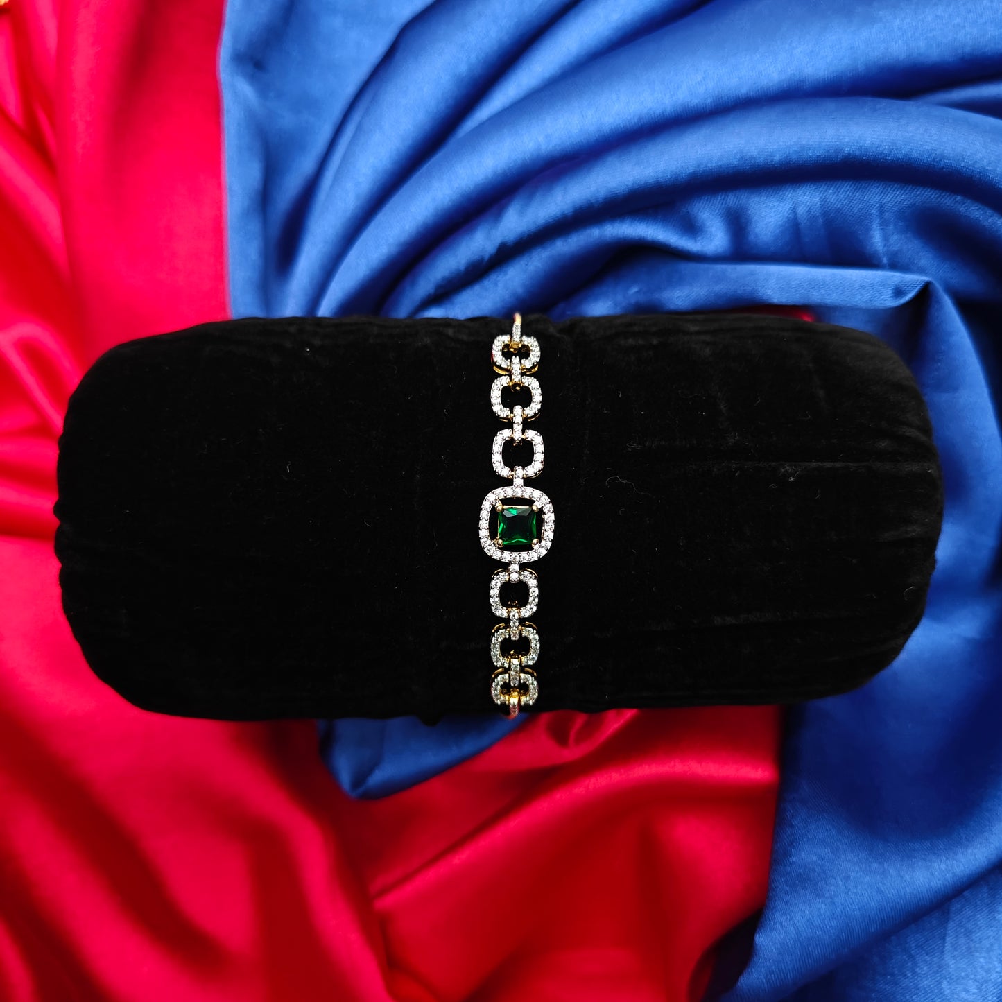 Beautiful GJ Chain Type Bracelet In Green Stone