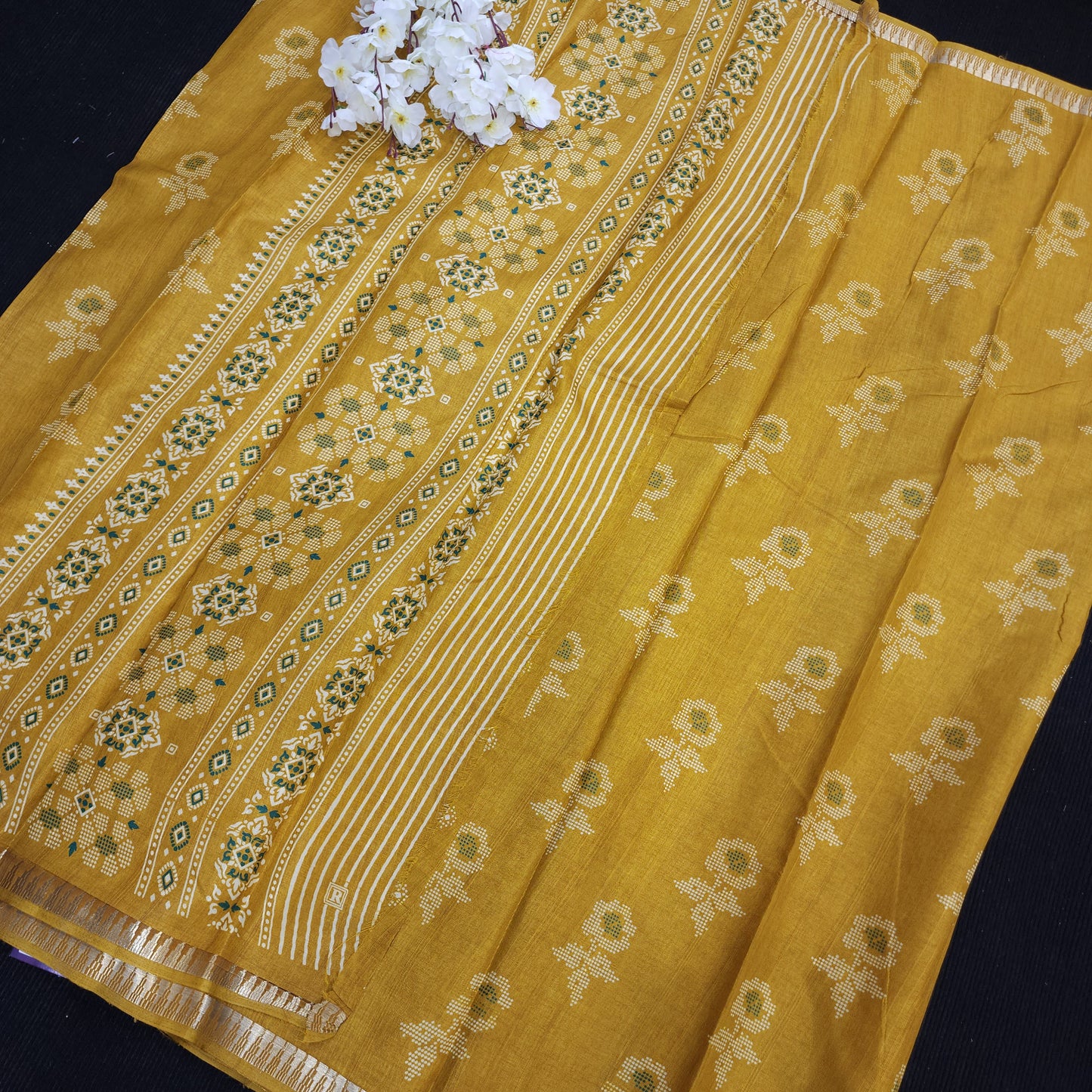 New Dola Silk Banaras Saree