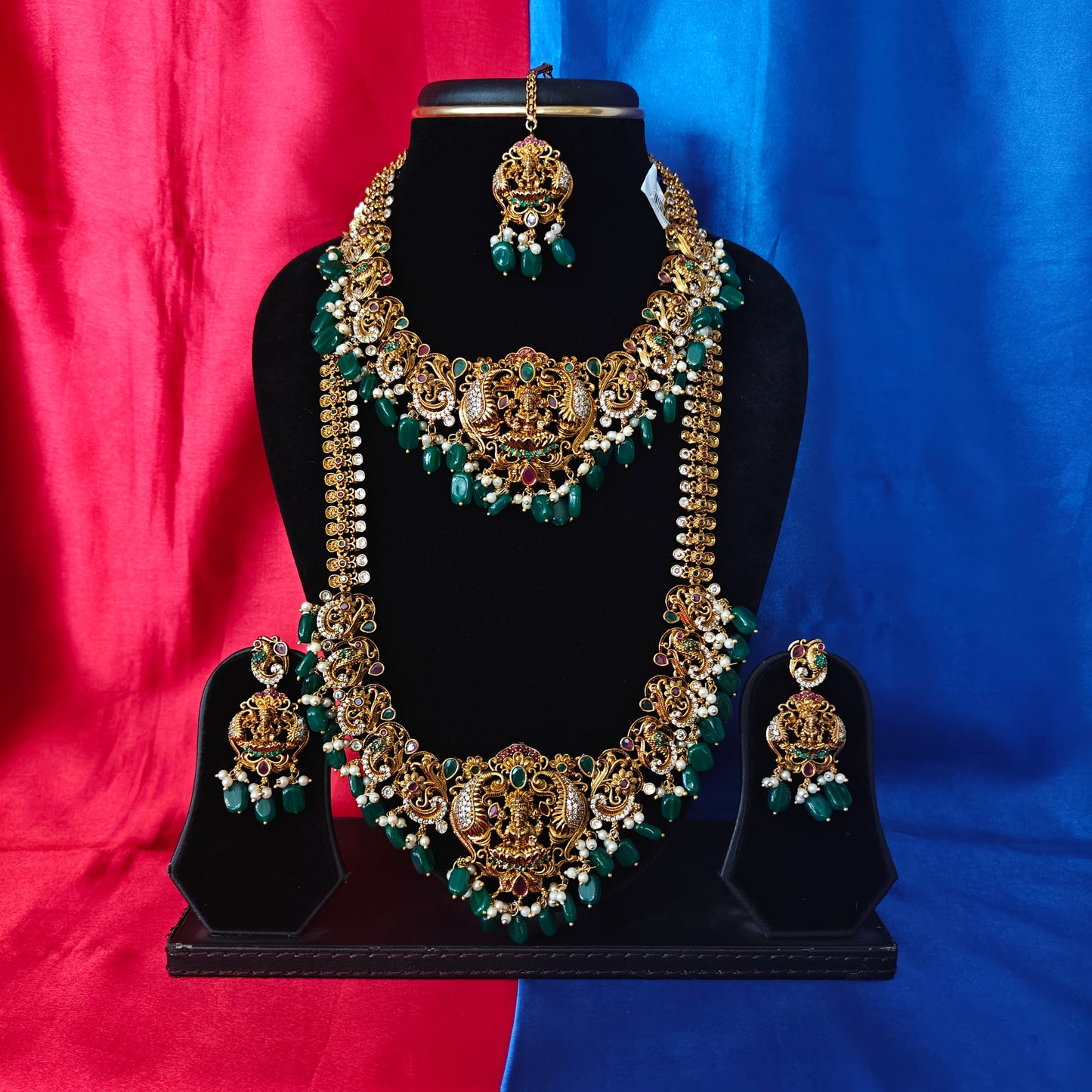 Beautiful Nakshi Combo Set With Laxmi Idol