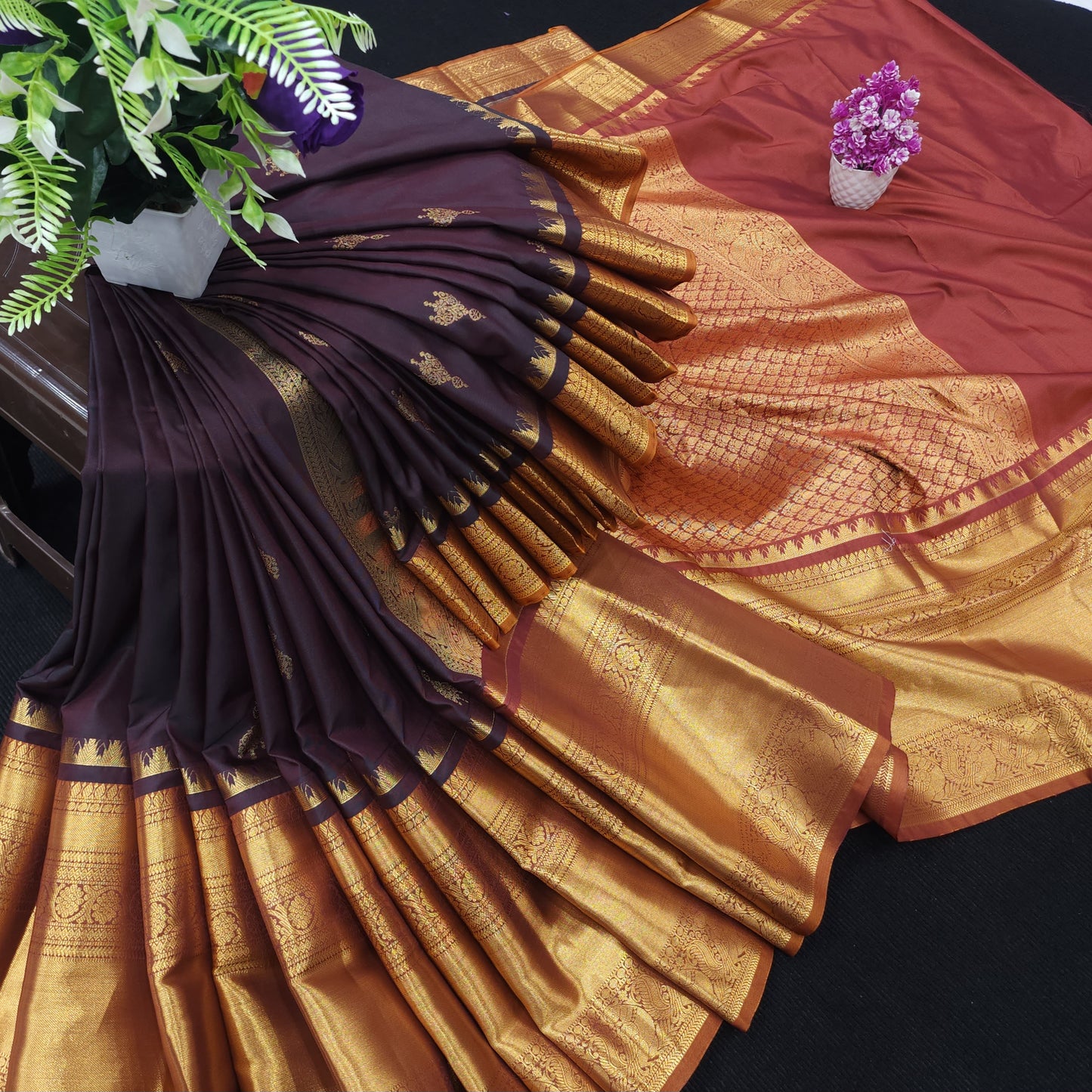 Gadwal Semi Pattu Saree