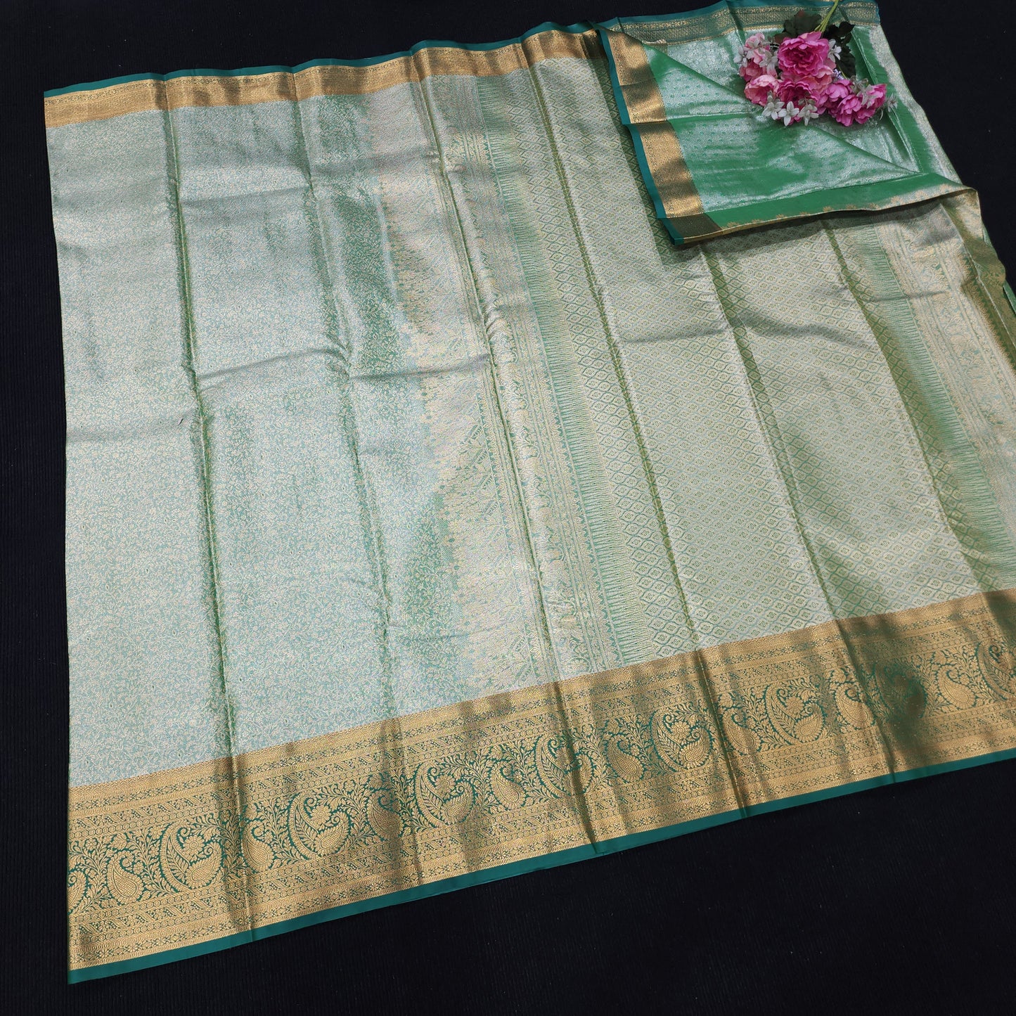 Self zari Brocade Sarees ππ