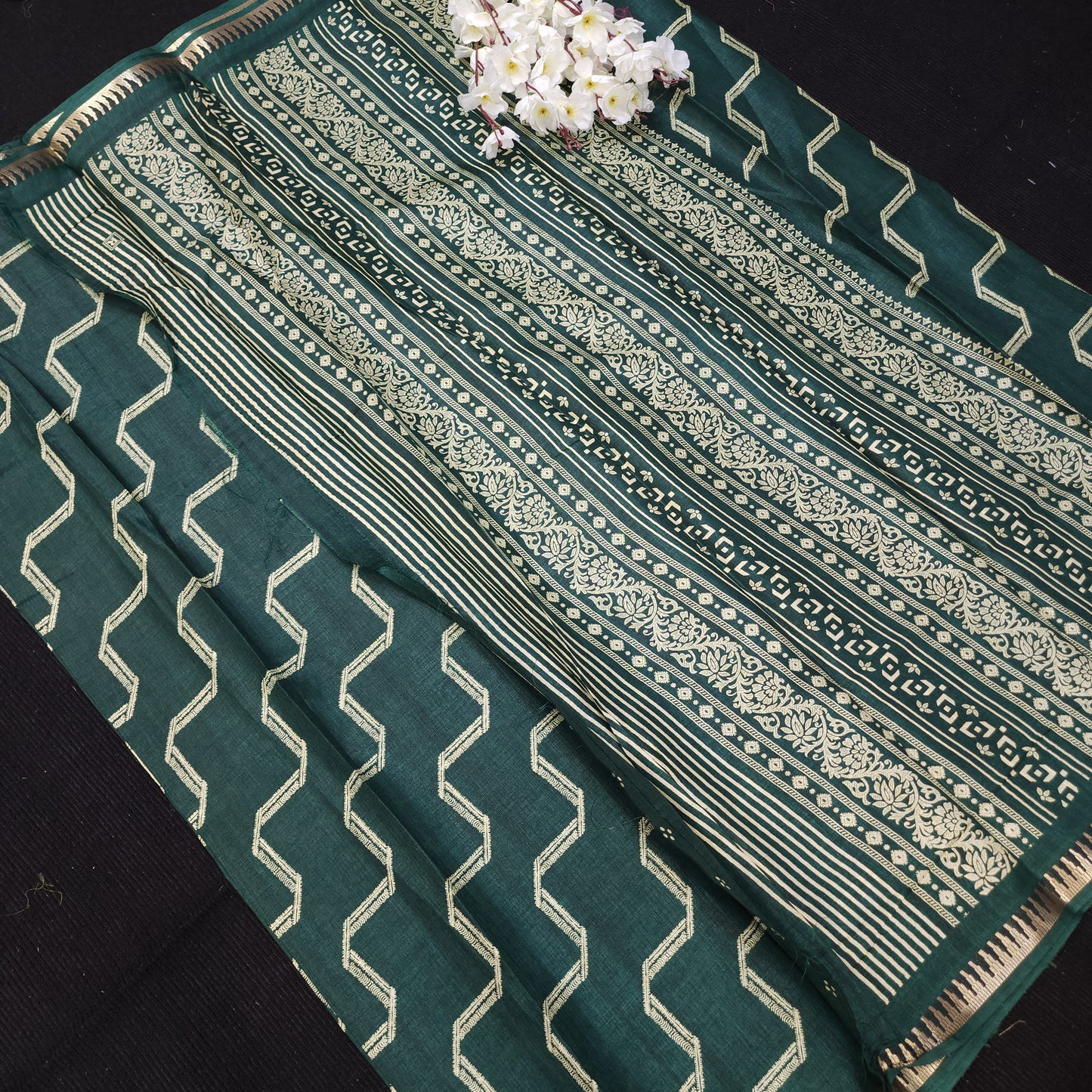 New Dola Silk Banaras Saree