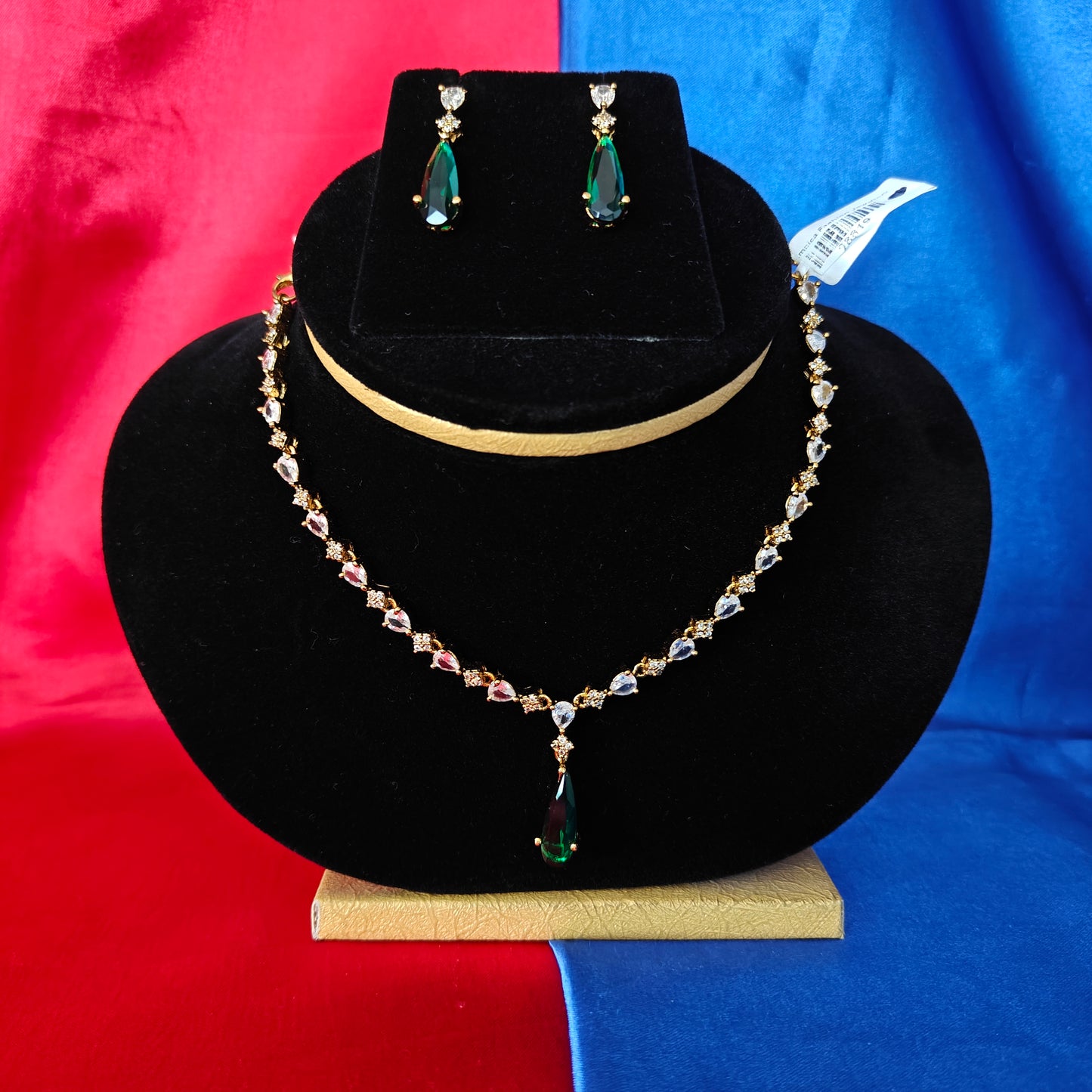 Beautiful Mini Haaram In Green Stone