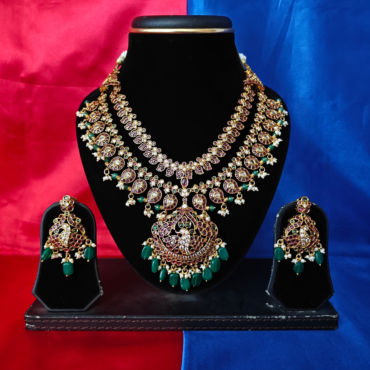 Beautiful Jadau Kundan Layered Short Necklace Rs: