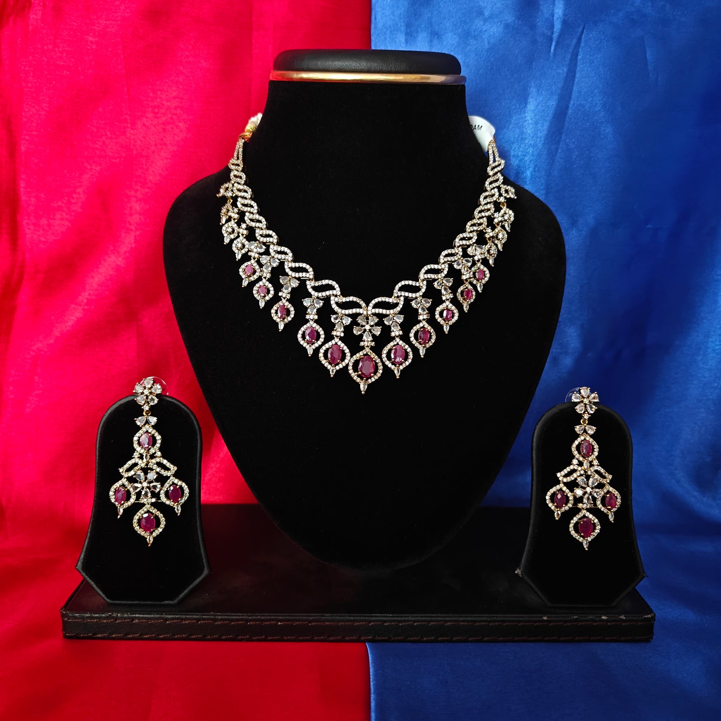 Elegant Victorian Short Necklace In Ruby Stone