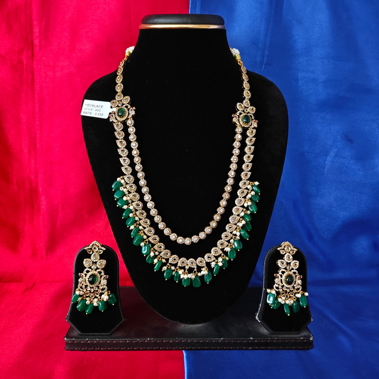 Beautiful Victorian Layered Long Necklace In Green Beads