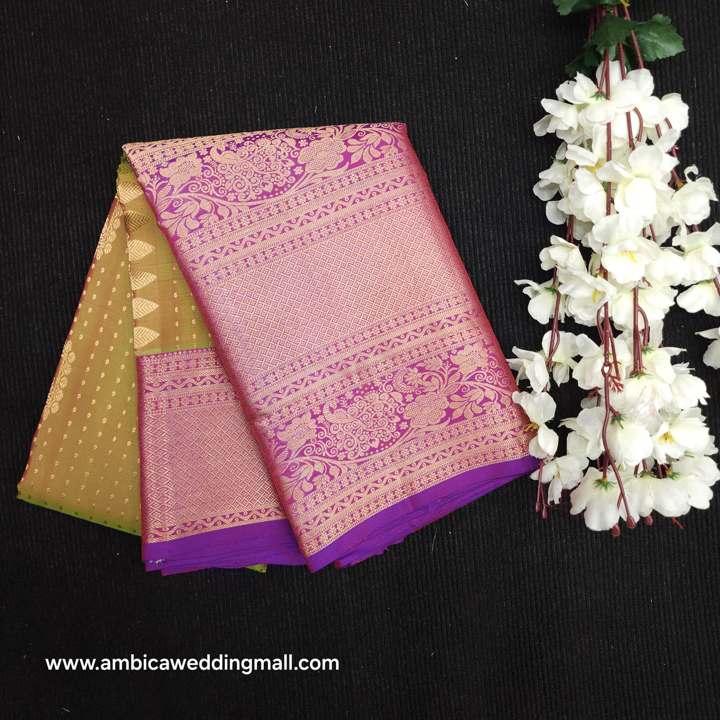 Kanchi Pattu Handloom Butta Light Weight Saree