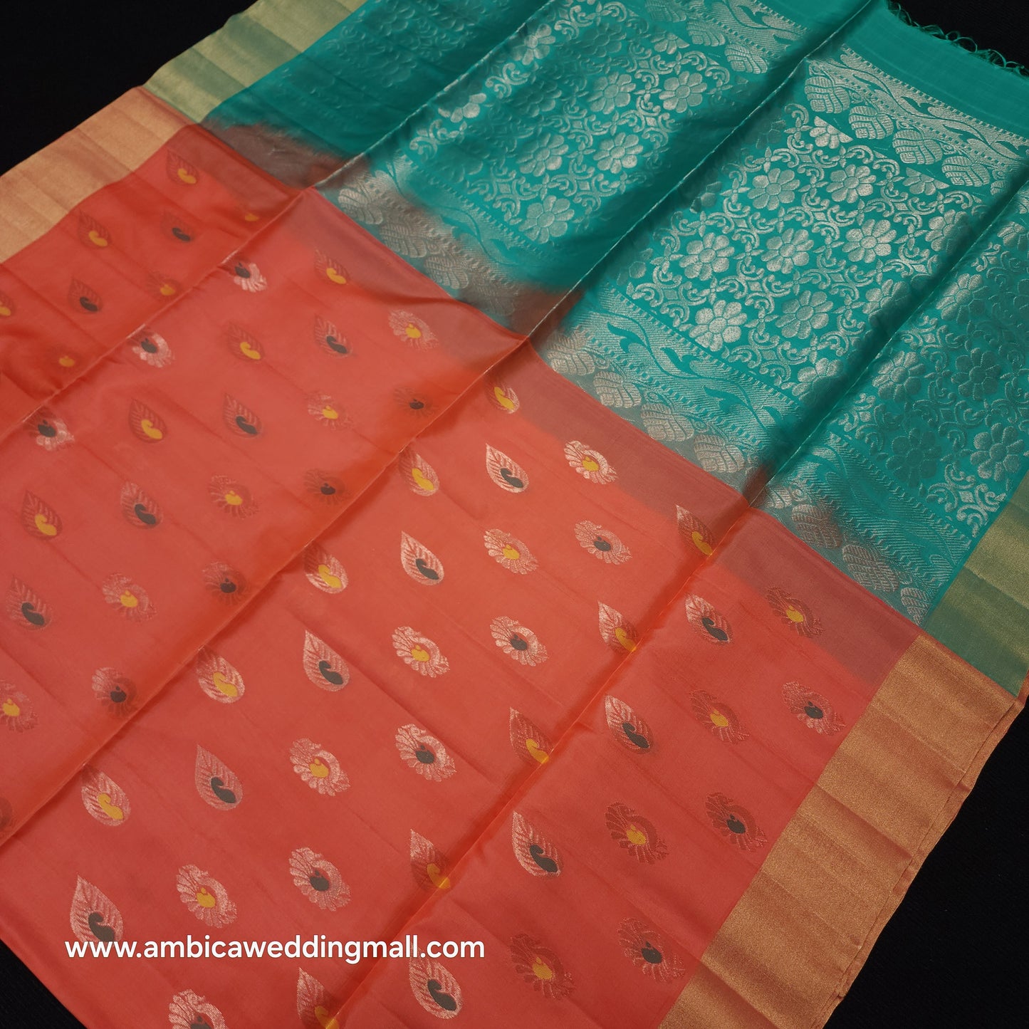 Kanchi Pattu Handloom Butta Saree