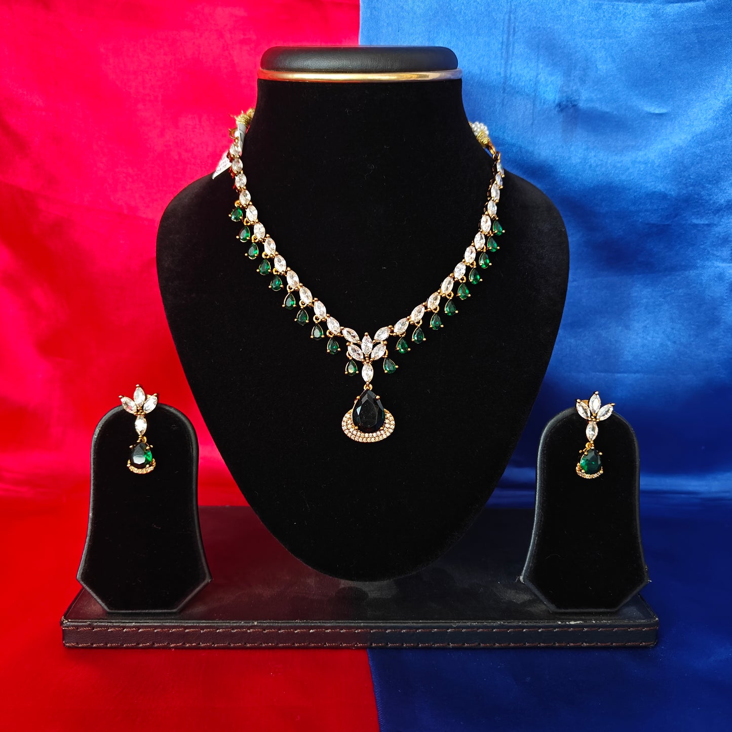 Elegant Mini Haaram In Green Stone