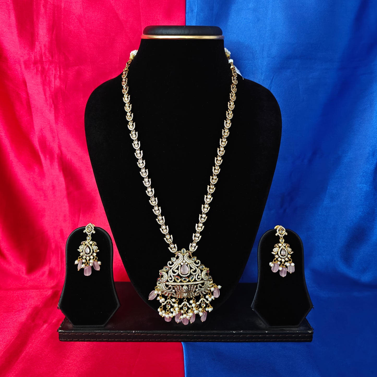 Elegant Victorian Long Necklace In Baby Pink Beads