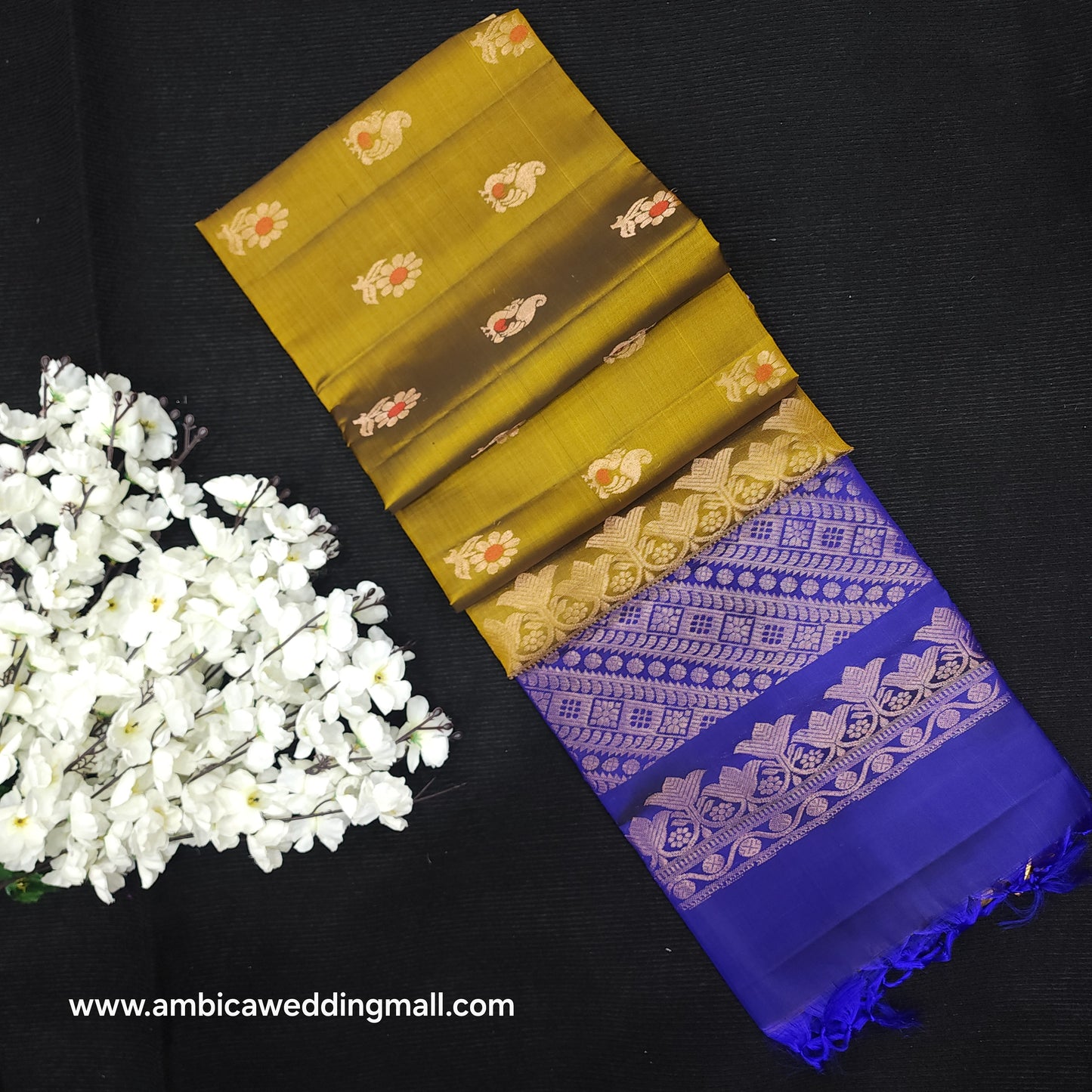 Kanchi Pattu Handloom Butta Saree