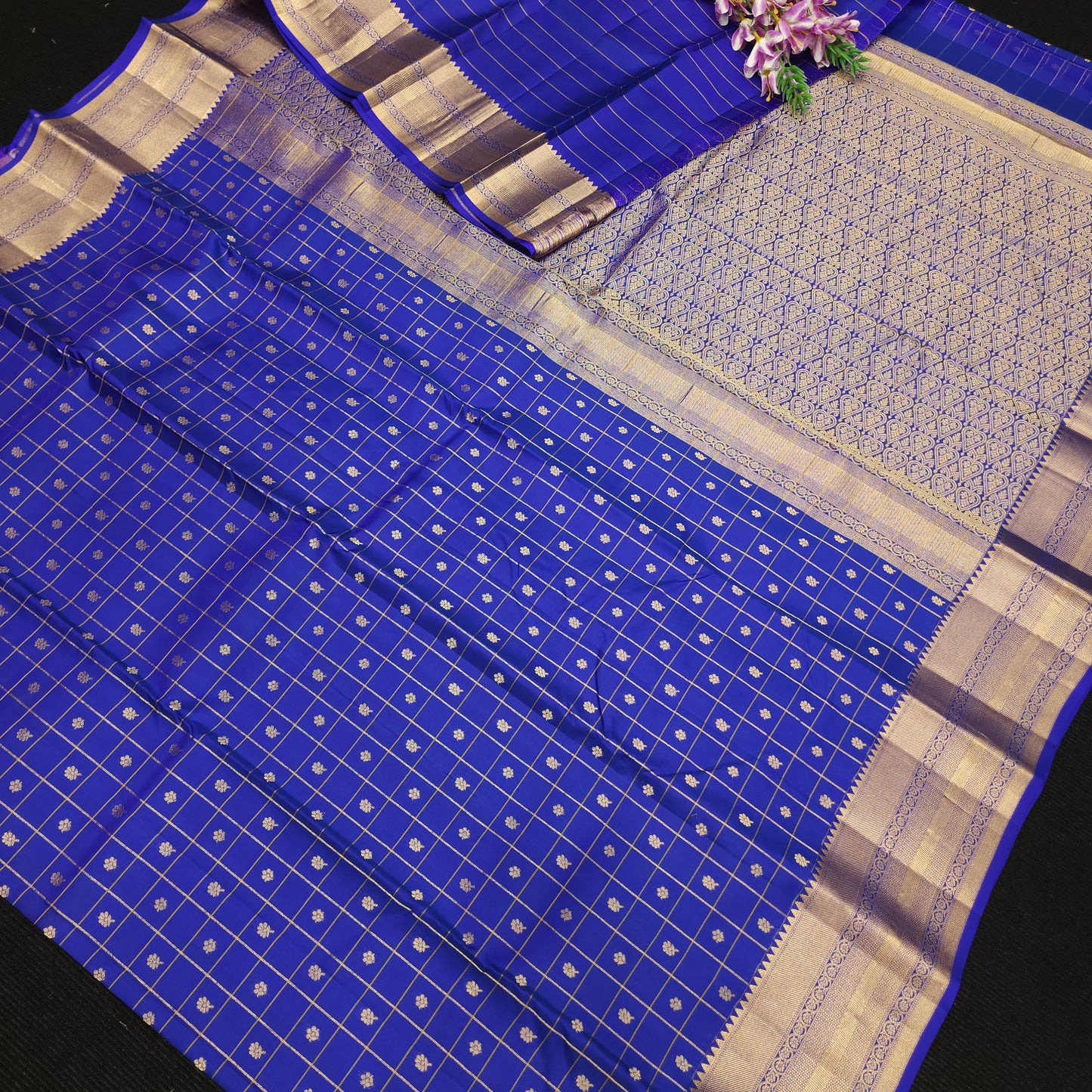 Vintage Handloom Light Weight Kanchi Butta Sarees