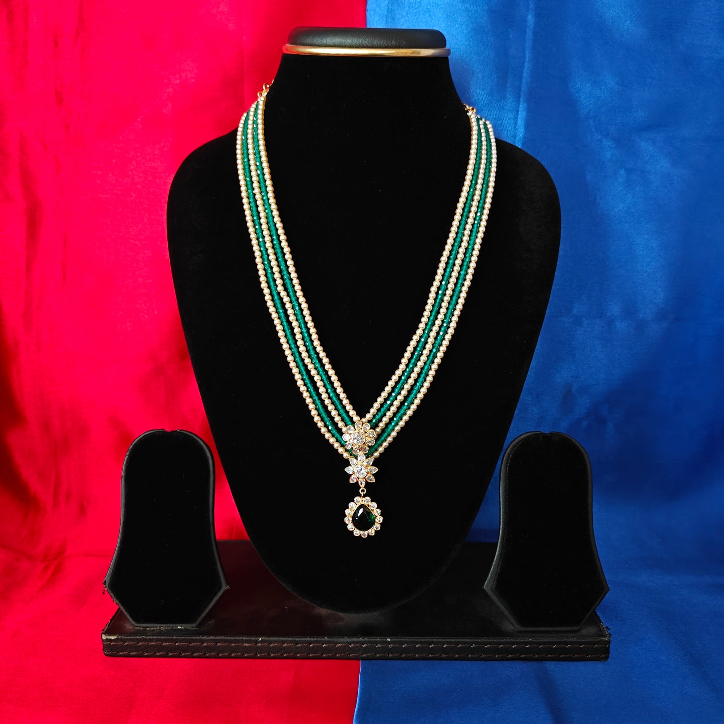 Beautiful Bottle Green Coloured Honex Mala With Pearls