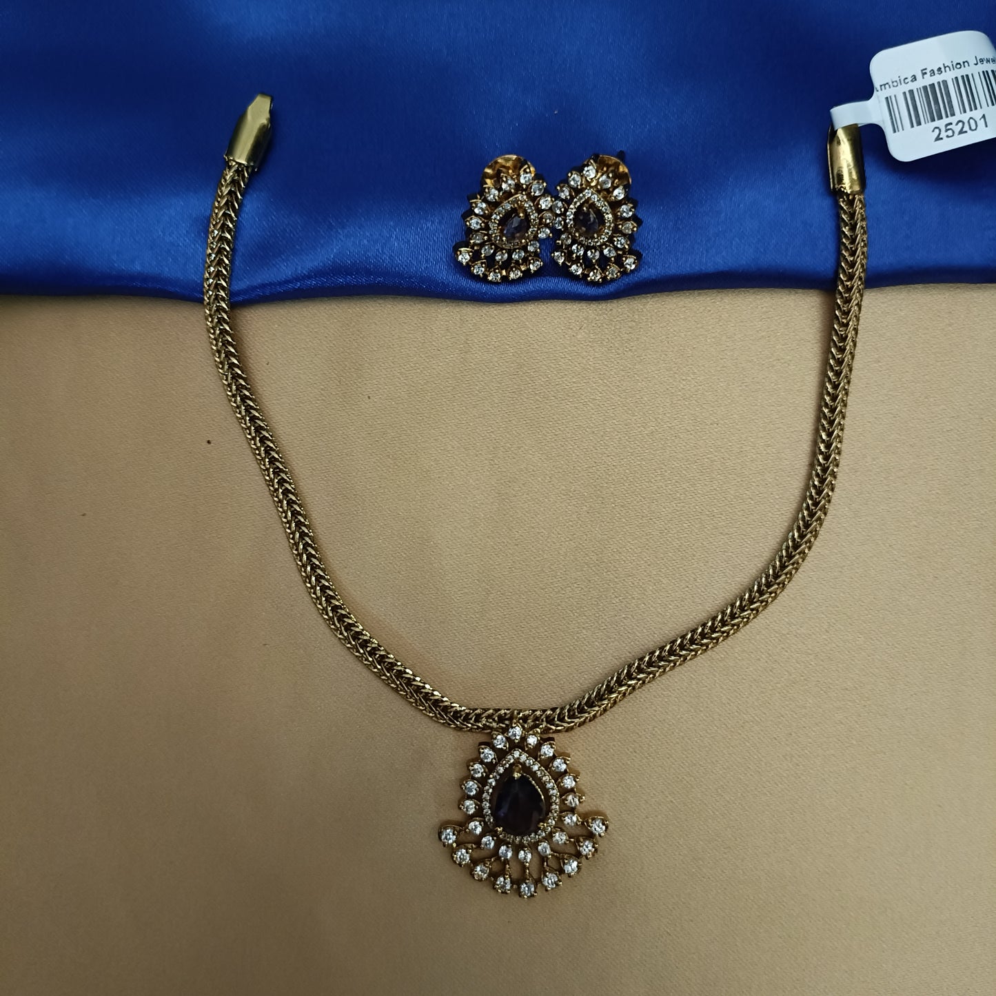 Beautiful Non third Necklace - Ambica Wedding Mall