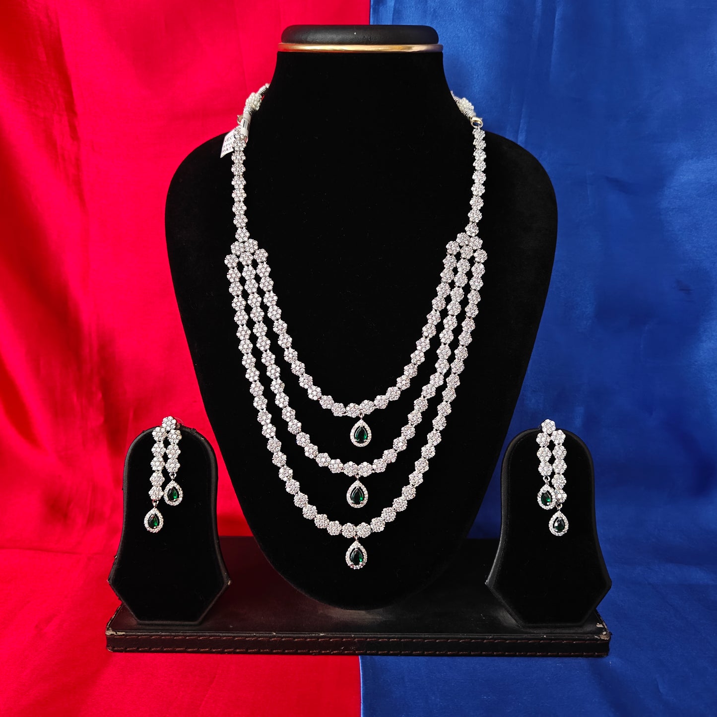 Beautiful Silver Layered Long Necklace In Green Stone
