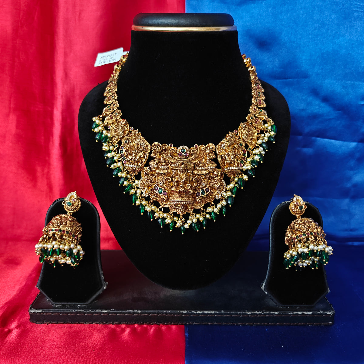 Beautiful Nakshi Short Necklace With Laxmi Idol