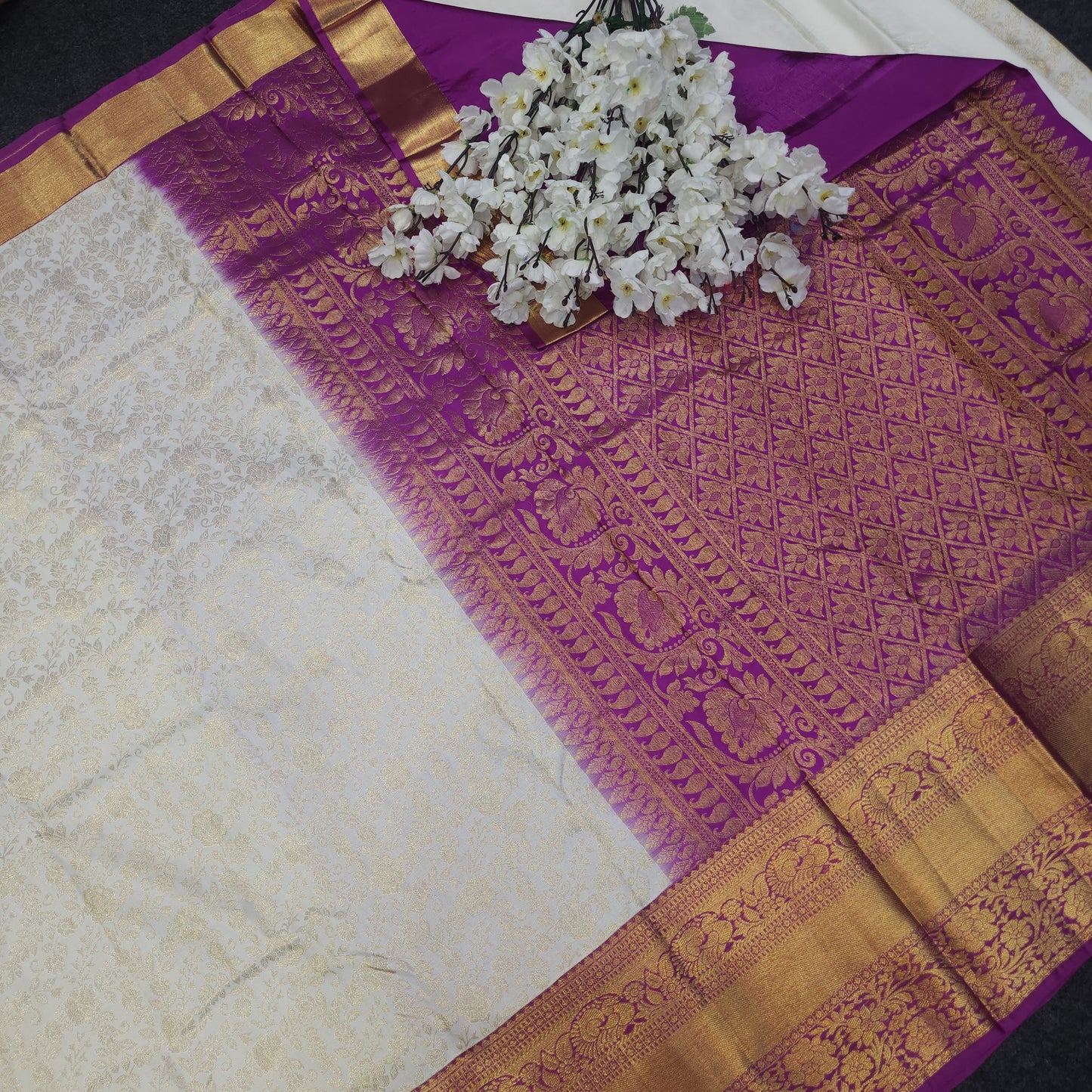 Pure Kanchi Pattu Resham Talambralu Saree